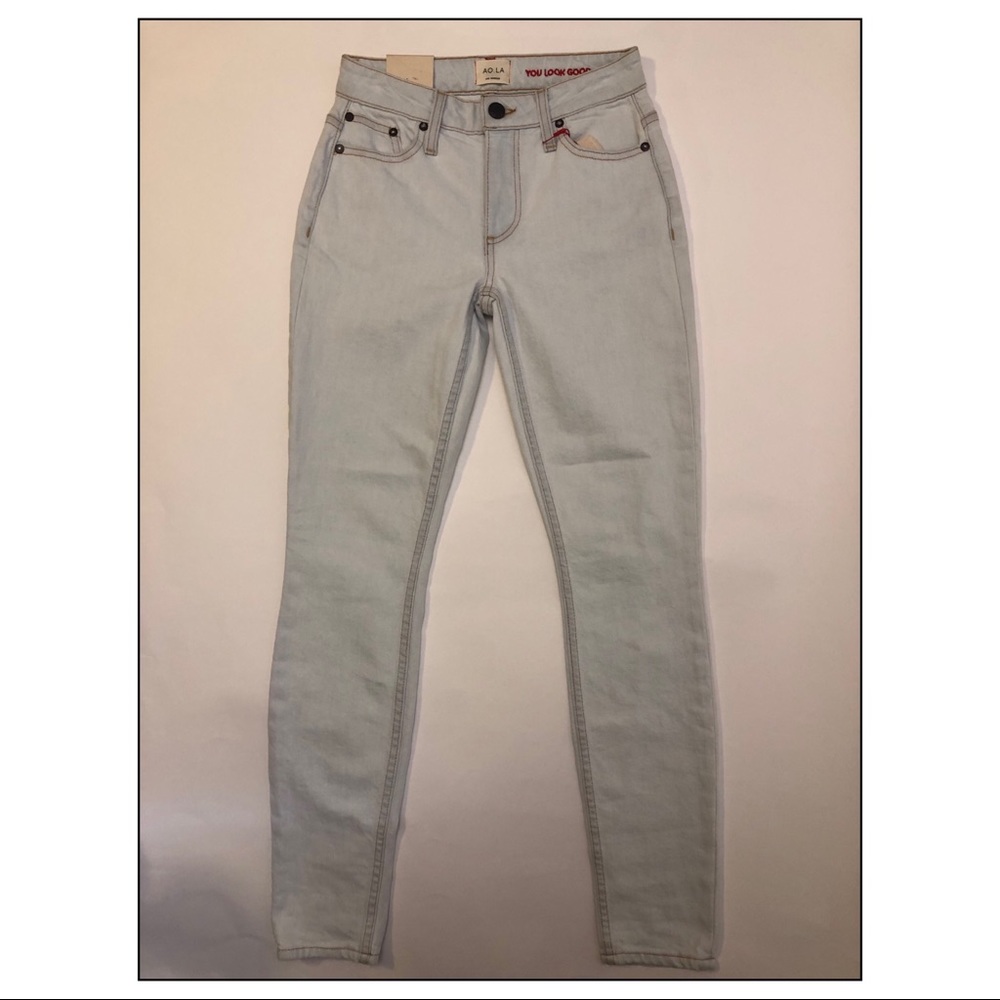 $150 AOLA WOMENS LIGHT BLUE JEANS PANTS SIZE 24.